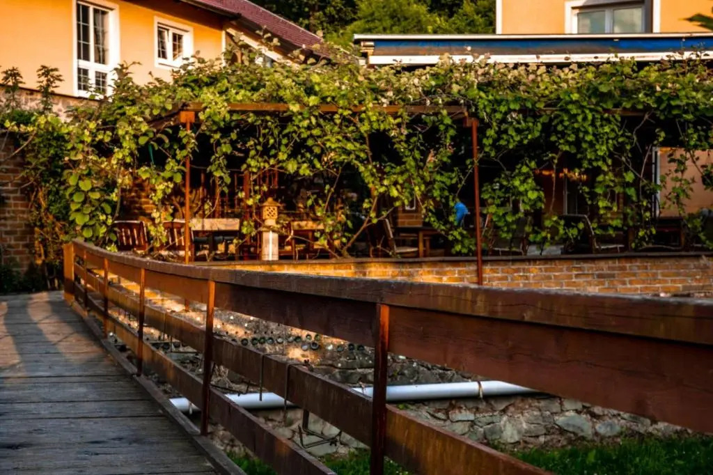restoran i prenoćište Egghus