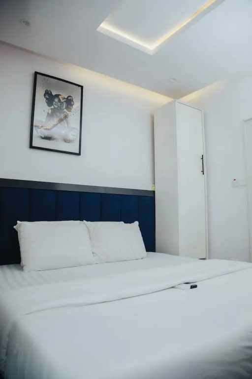 The Rock Aparthotel