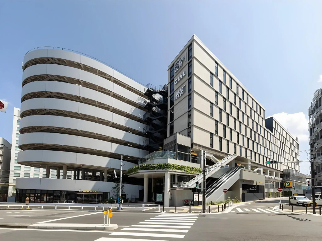 JR-East Hotel Mets Yokohama