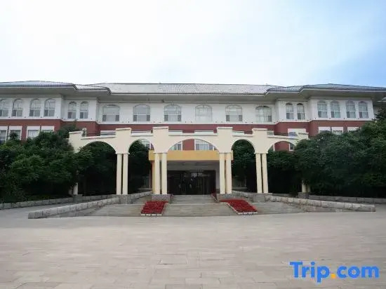 Songyuanshi Hotel