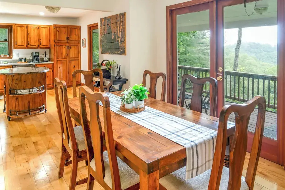 Sky Valley Retreat w/ Fire Pit & Mountain Views!