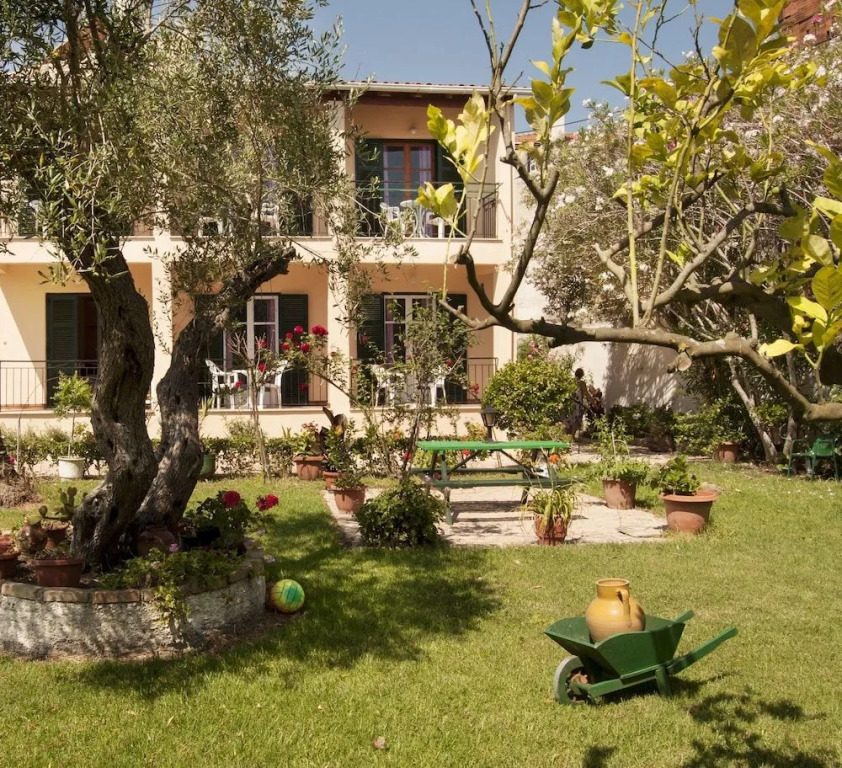 Marias Apartments