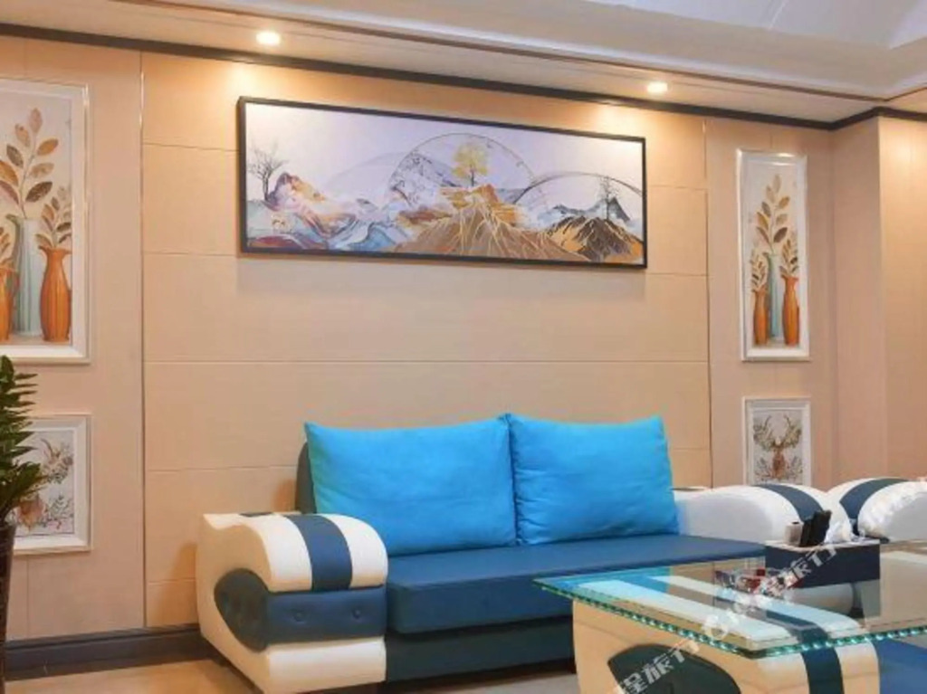 Yangguang Yihao Hotel