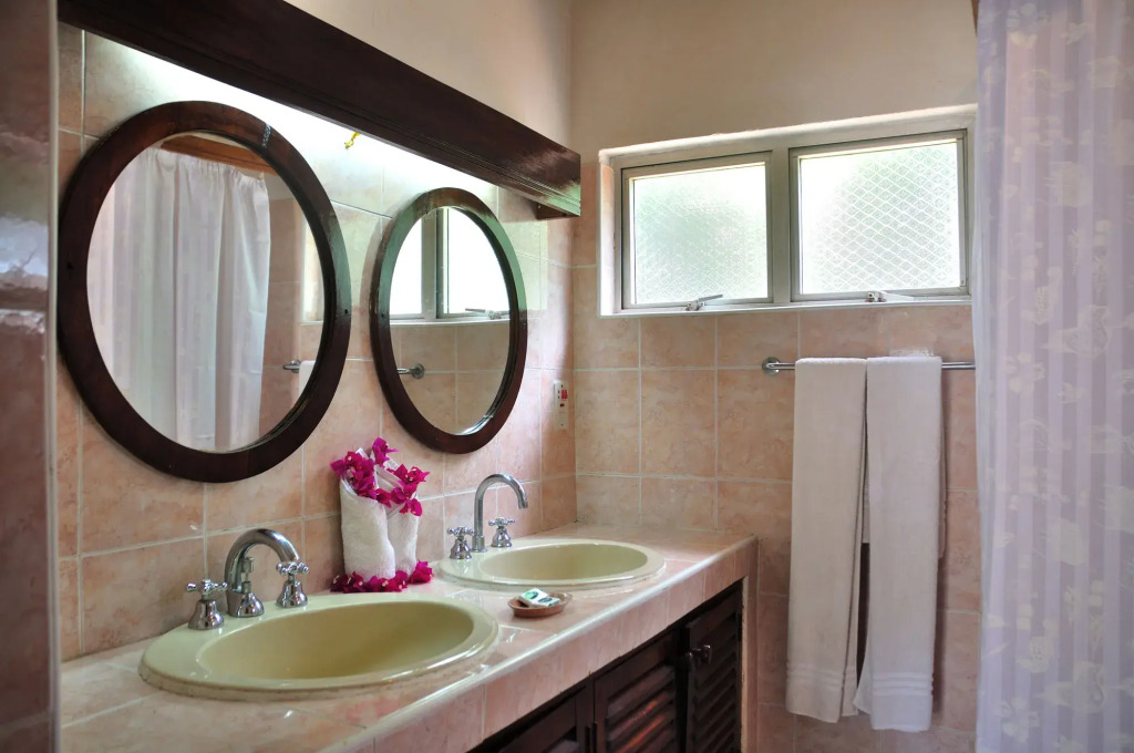 Barracuda Inn Resort