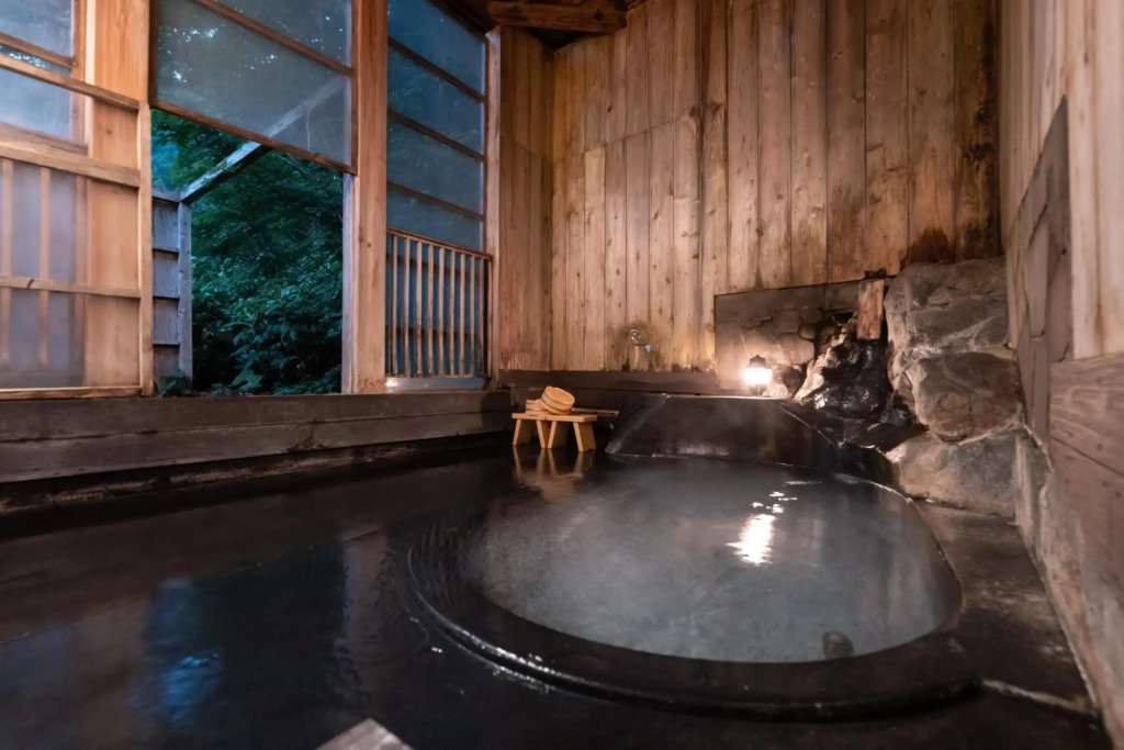 Shirabu Onsen Higashiya