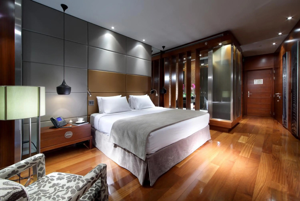 Sofitel Paris Arc De Triomphe