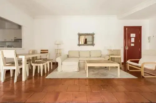 Apartamentos Madrid Centro B
