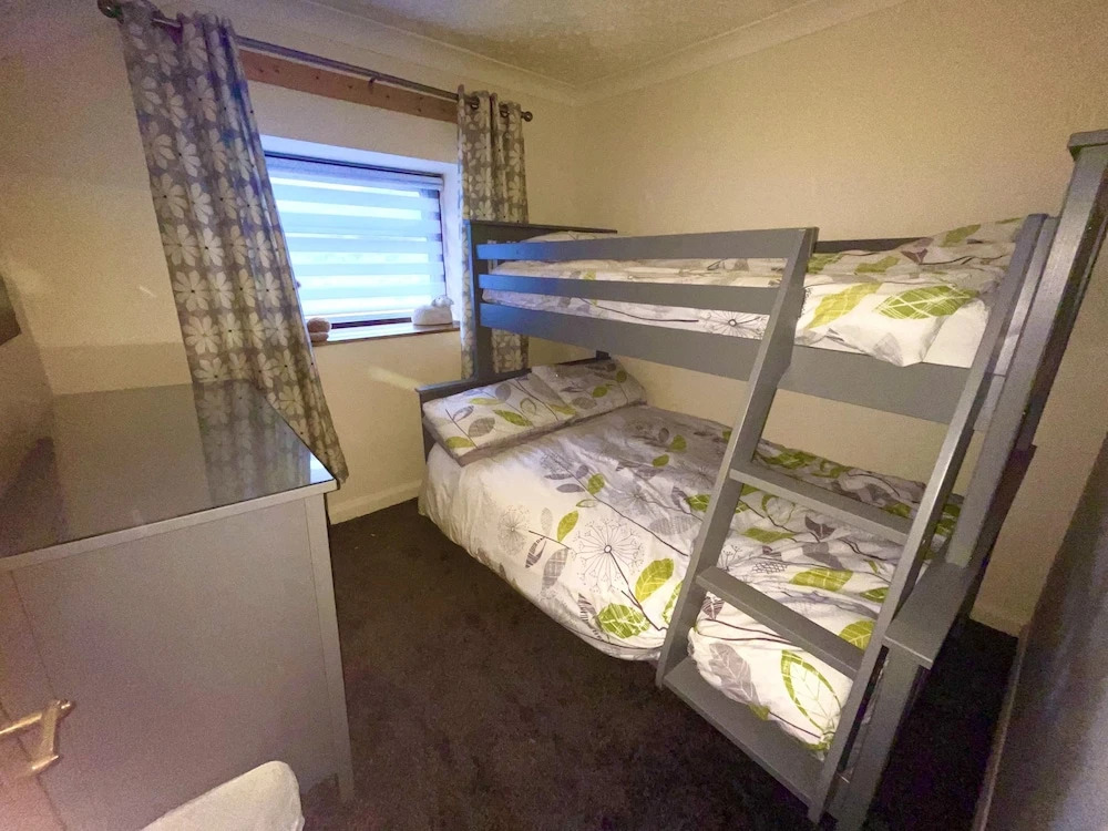 Sleeps 8 Snowdonia North Wales Nr Zip World