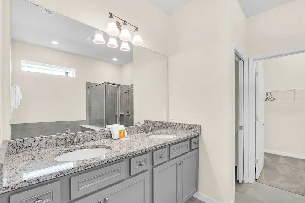 Windsor Island 5br Villa w/Private Pool Spa Disney