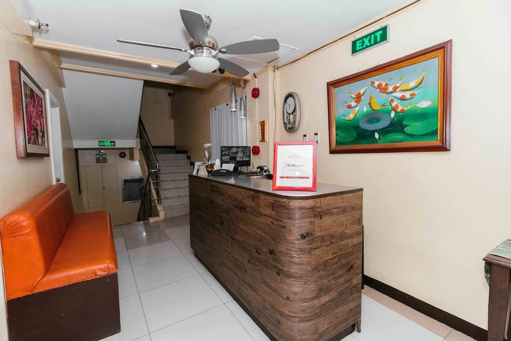153 Executive Suites