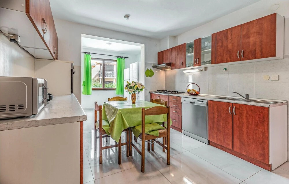Stunning Home In Pula