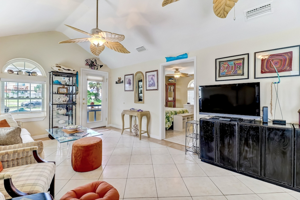 534 N Fletcher Ave #1