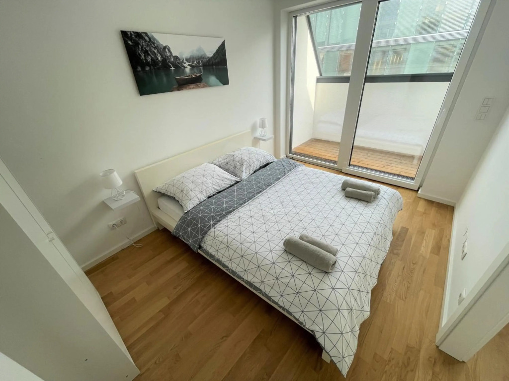 Sonnige Mansarde mit Klimaanlage und Netflix - oidahome