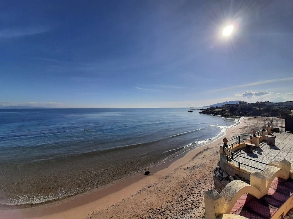 Silis Beach House