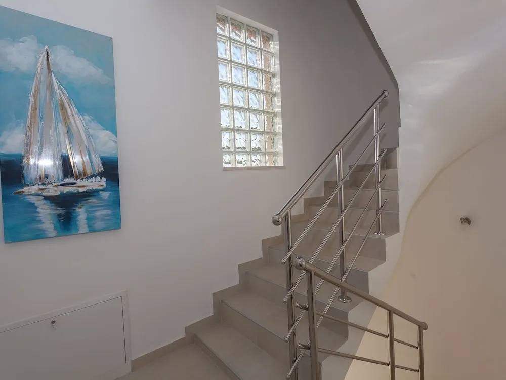 Beautiful Villa With Private Pool 7 En Suite Bedrooms 3 Roofed Terraces Bbq