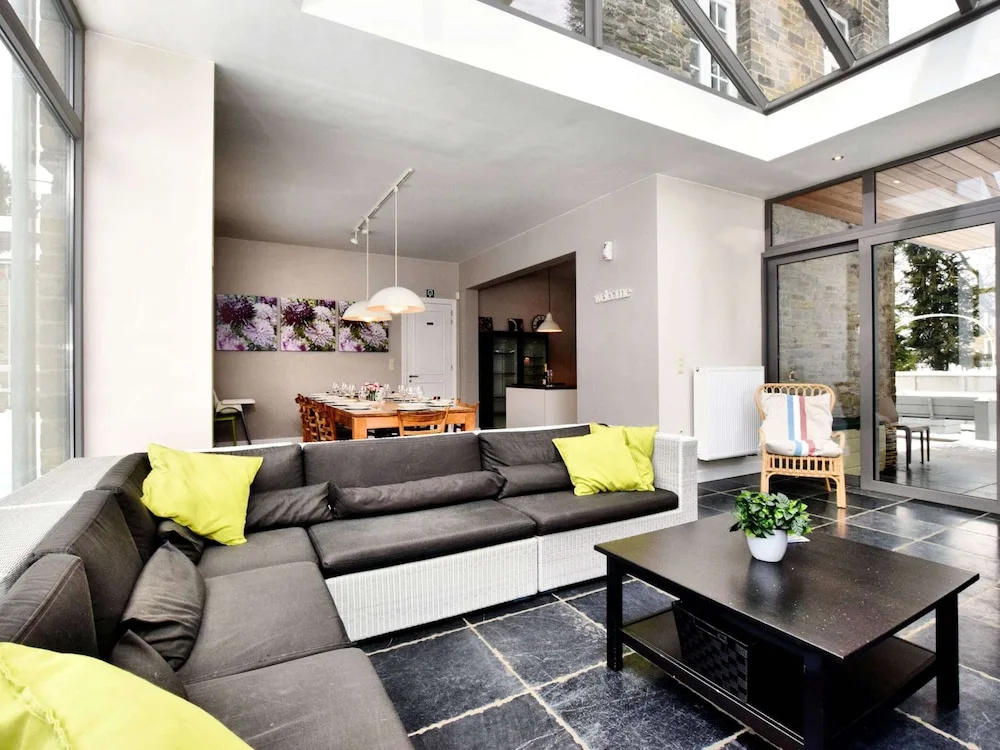Luxurious Holiday Home in Courtil with Hot Tub