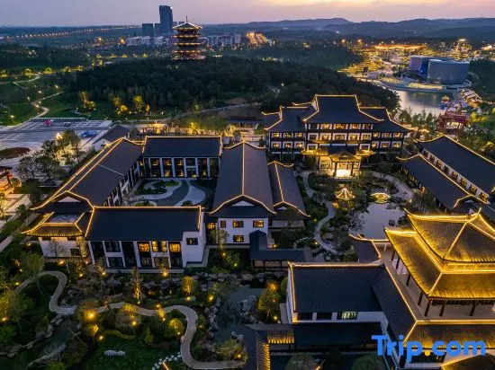 Jingmen Jiupai Tongyuan Hotel (Yuanboyuan Government Affairs Center)