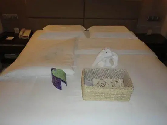 Dahuaishu Hotel (Luoyang Longmen High-speed Railway Station)