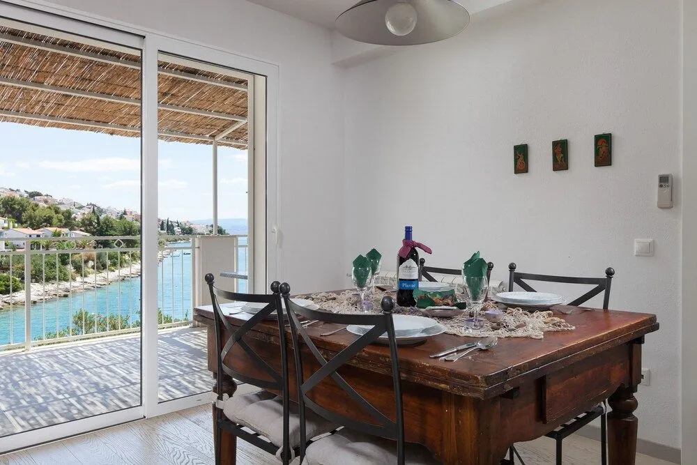 Holiday home Duje