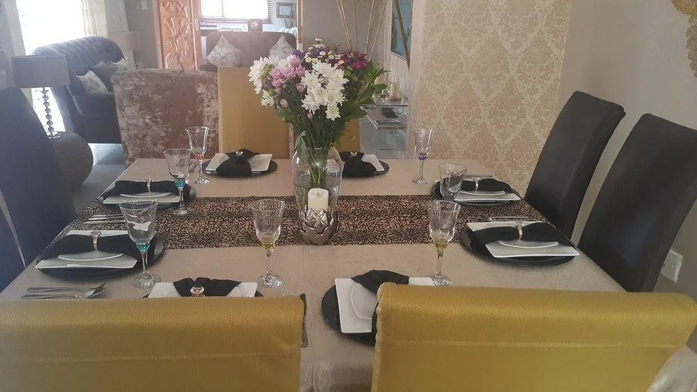 Umqhele Bed  Breakfast