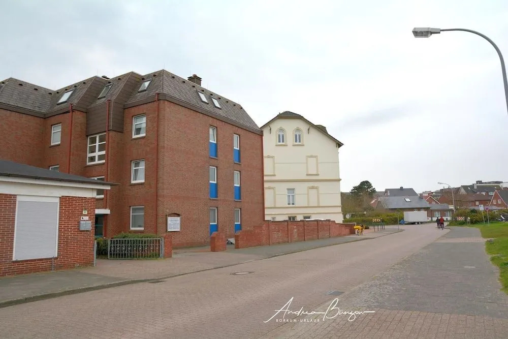 Strandhus 4