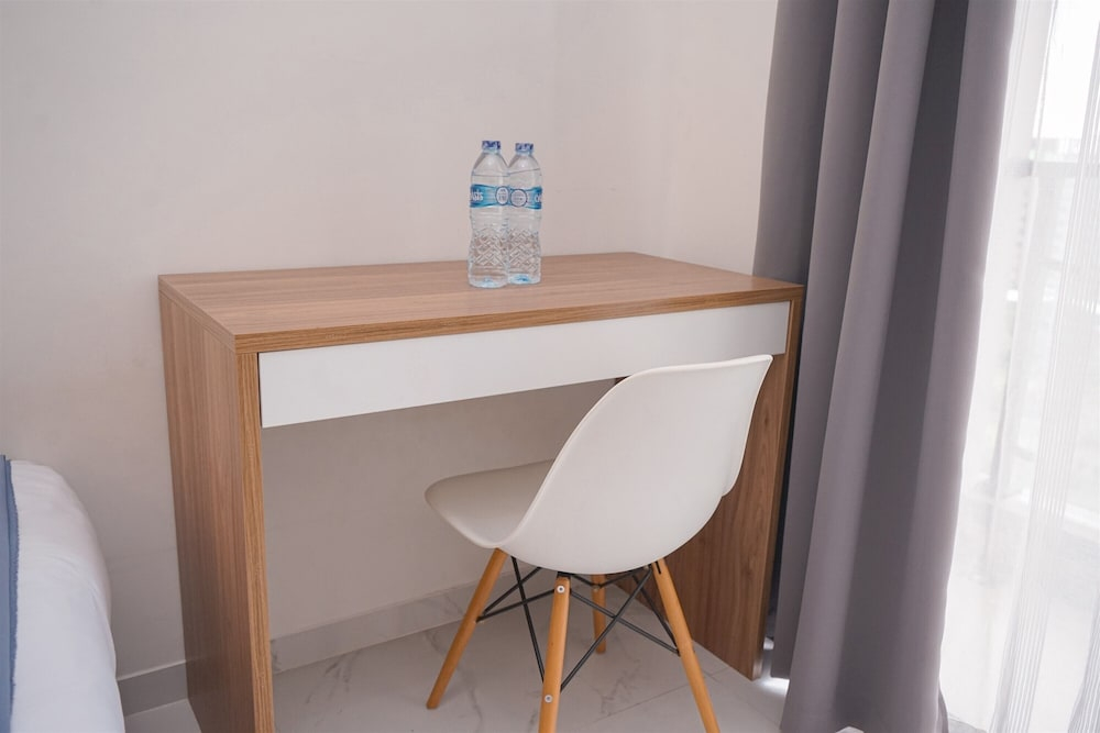 Cozy And Best Location Studio At Sky House Bsd Apartment