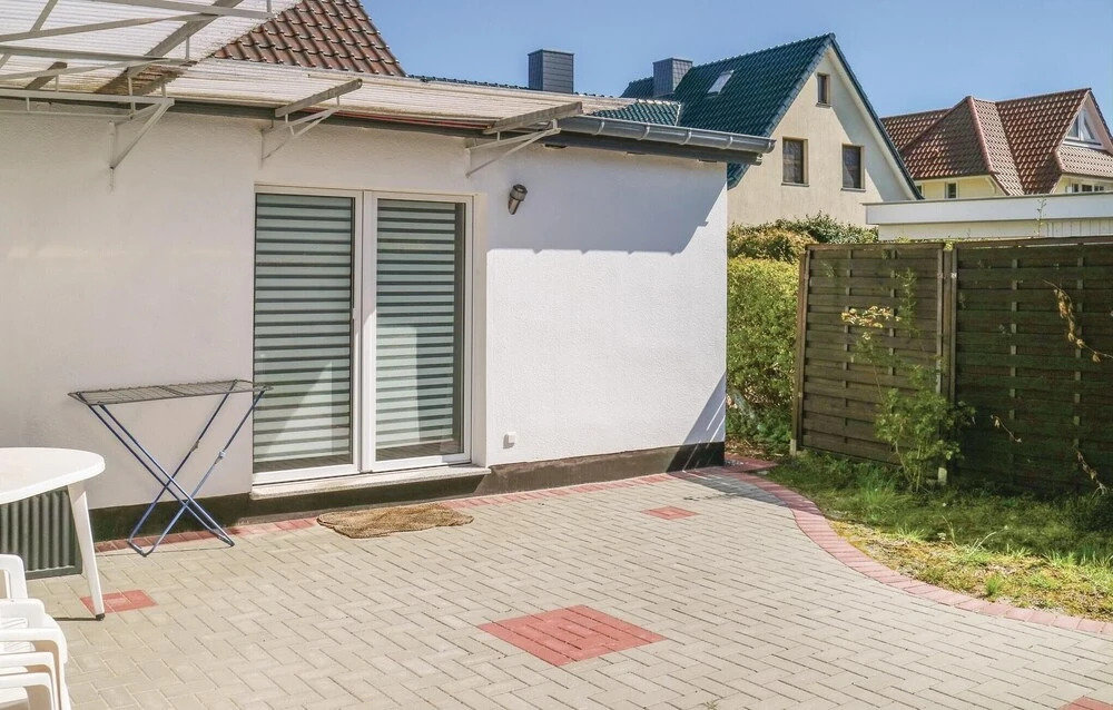 2 Bedroom Awesome Home In Zingst