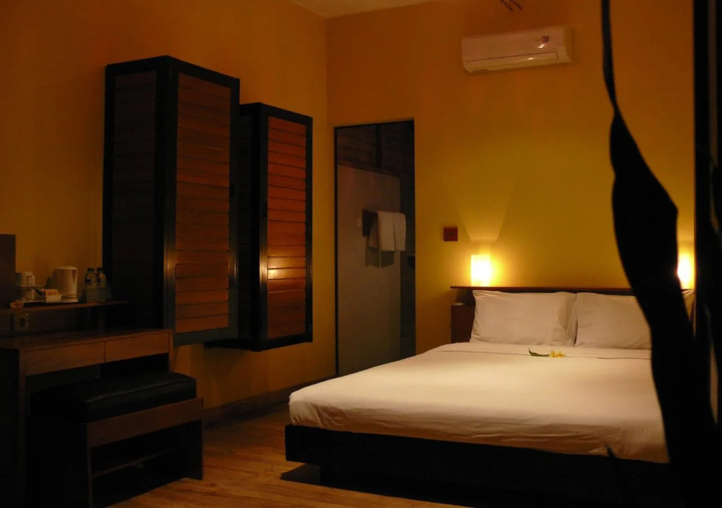 JavaCove Beach Hotel