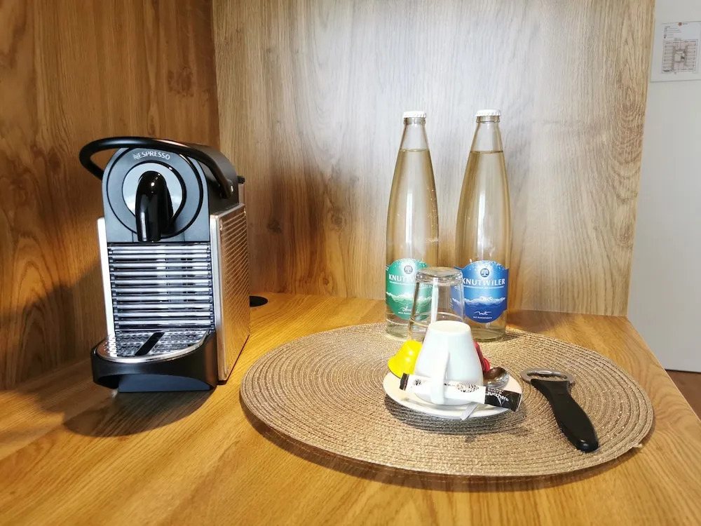 Hotel AVA