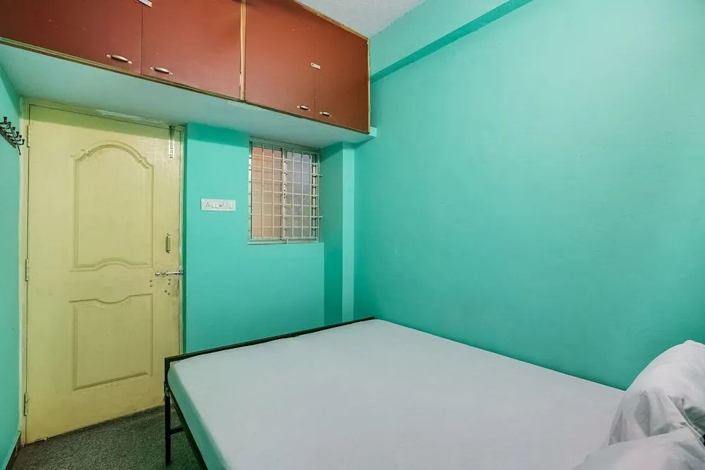 Spot on 44572 Jain Residency