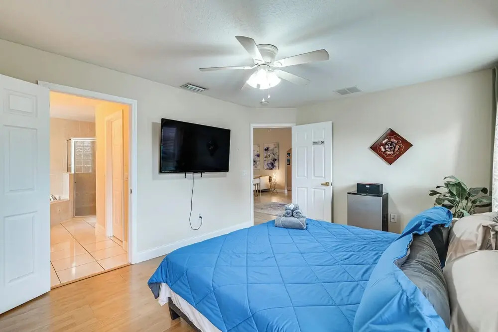 Pool Access, 7 Mi to Disney: Family Getaway!