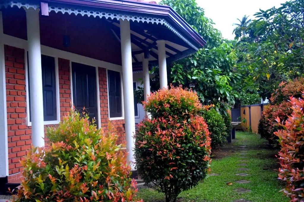 Rovenluck Eco Cabana
