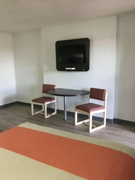 Sands Motel