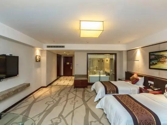 Baiyun Hotel (East Building)