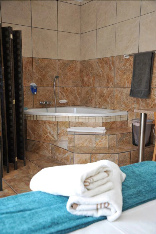 Agros Guest House