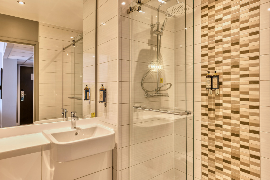 Premier Inn London Romford Town Centre