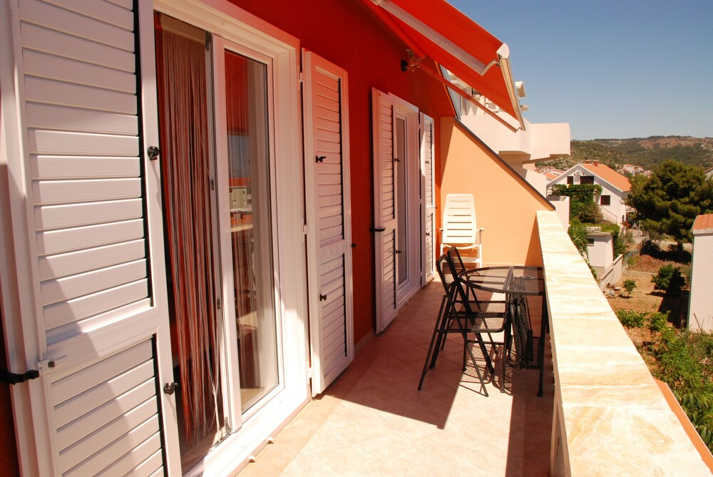 Apartments Villa Mediteran