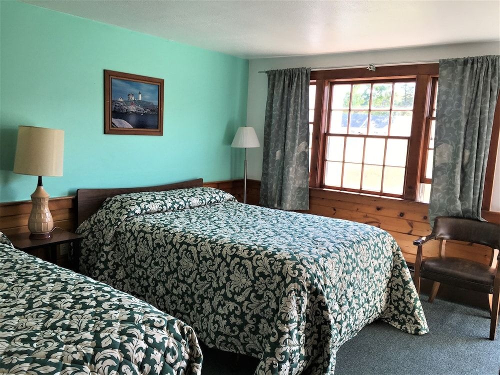 Bass River Motel