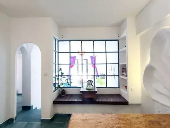 Dali Cloud Habitat Sea view apartment