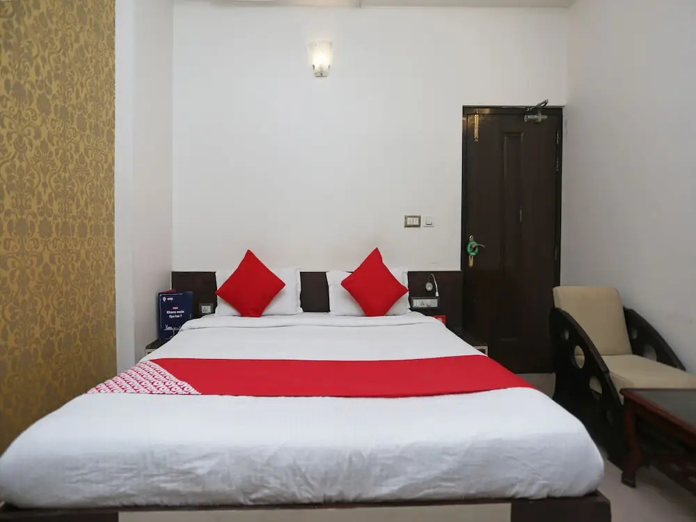 OYO 19334 Flagship Shanta Inn Charbagh