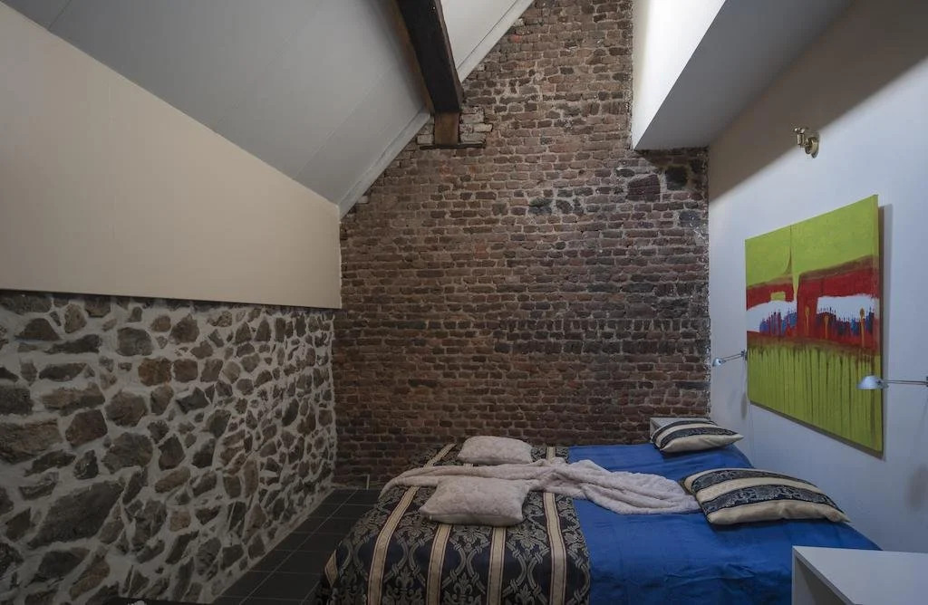 Apartments Cour dAix