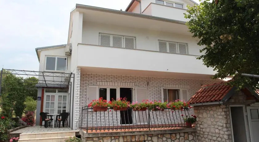 Apartment Jelena
