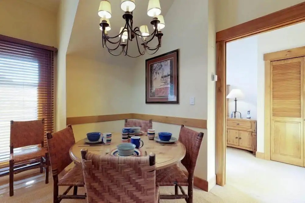 2 Bedroom Colorado Vacation Rental situated in River Run Village Steps from the Summit Express Gondola