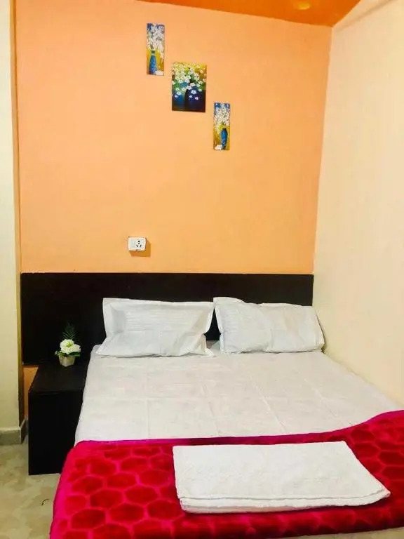 OYO The Bliss Guest House & Restaurant