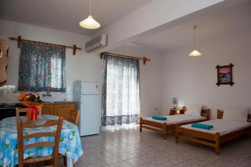 Syraina Apartments