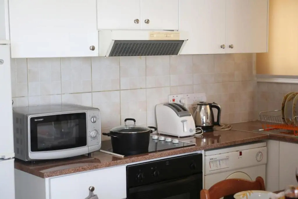The Cosy Retreat Kato Paphos Apt 400m To The Beach
