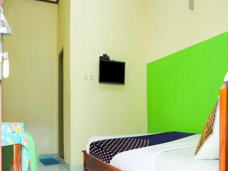 SPOT ON 91227 Al Bayt Syariah Guest House