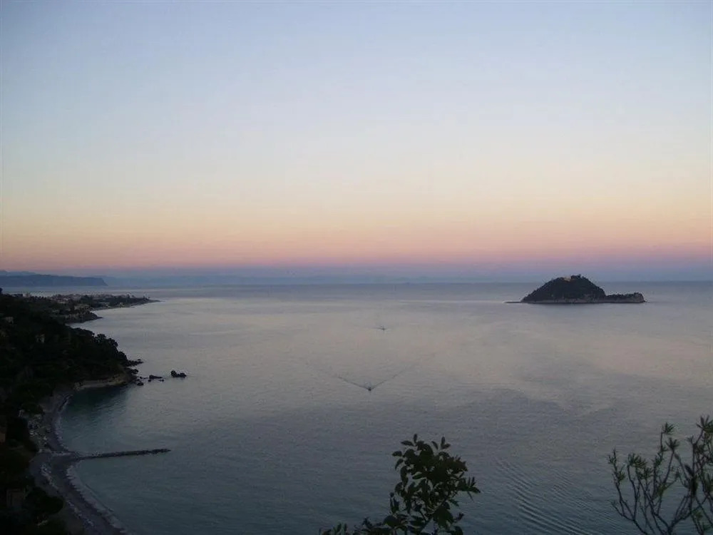 Parco Vacanze Monti E Mare