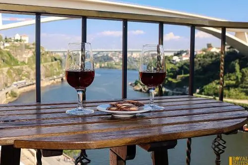 Royal Suites Oporto Riverside