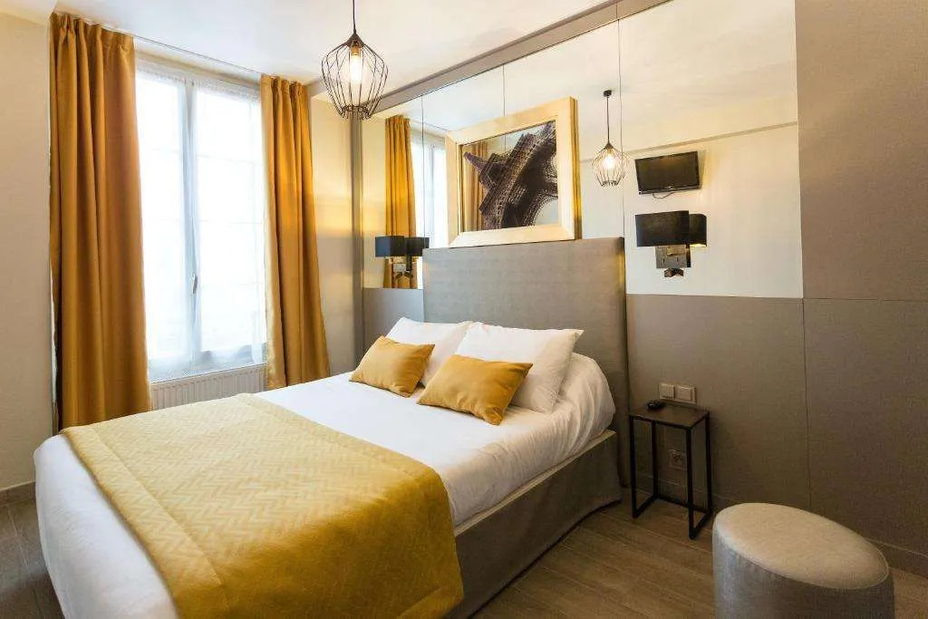 Pratic Hotel